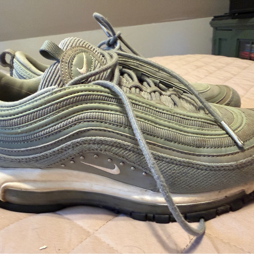 Nike Women’s Air Max 97 Olive